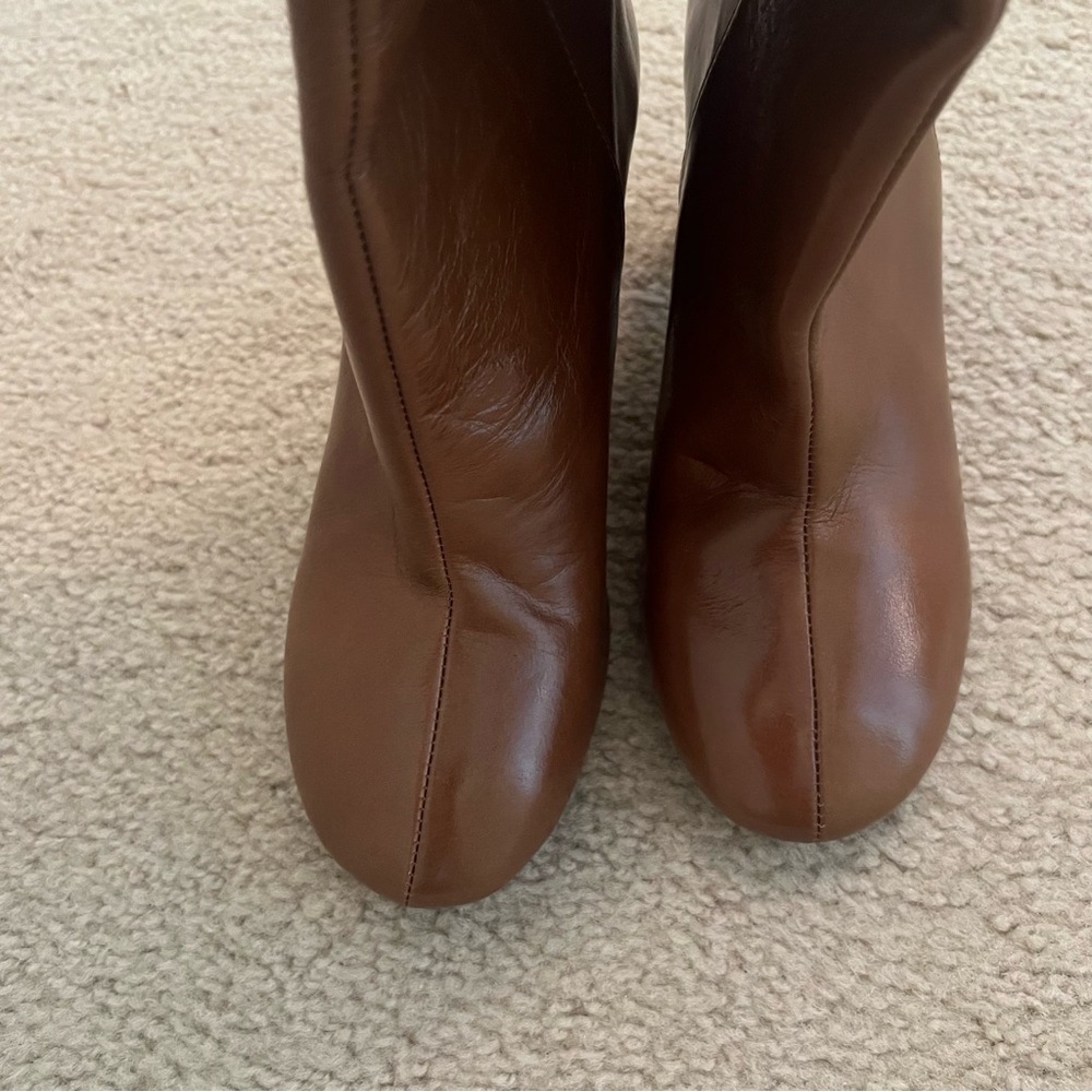 Elegant Brown Knee-High Boots - Picture 10 of 10